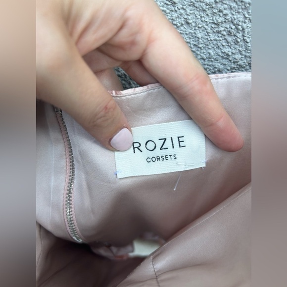 Rozie Corsets Silk Satin Peplum Corset Top Pink - Picture 4 of 8